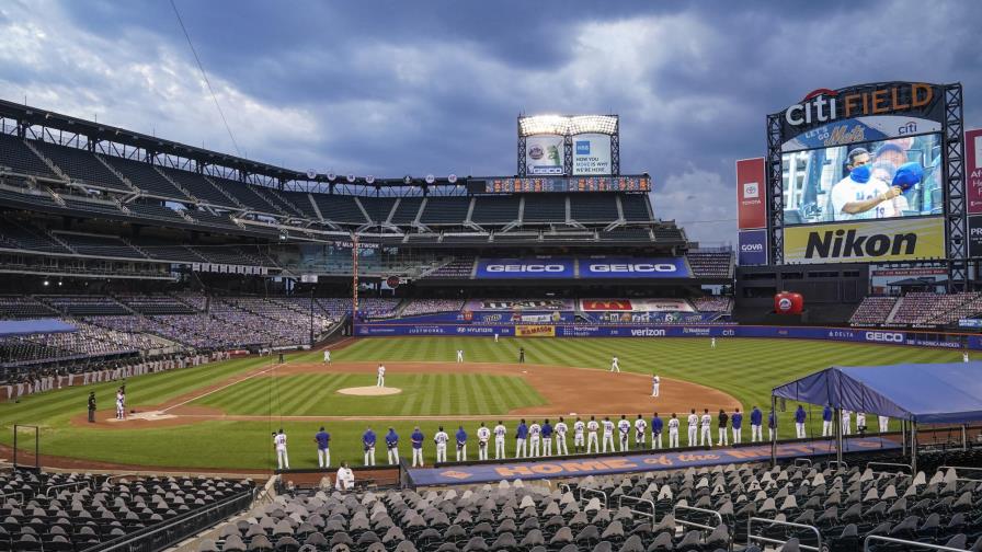 Más juegos de béisbol fueron pospuestos para condenar el racismo