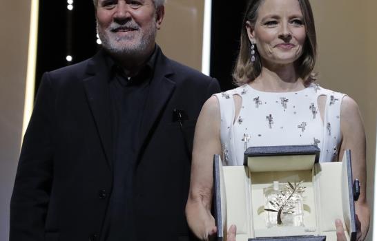 Jodie Foster encanta en Cannes con su francés