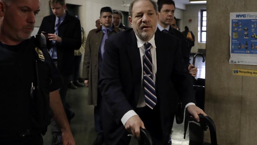 Abogada de Weinstein: fiscales tienen un cuento, no un caso