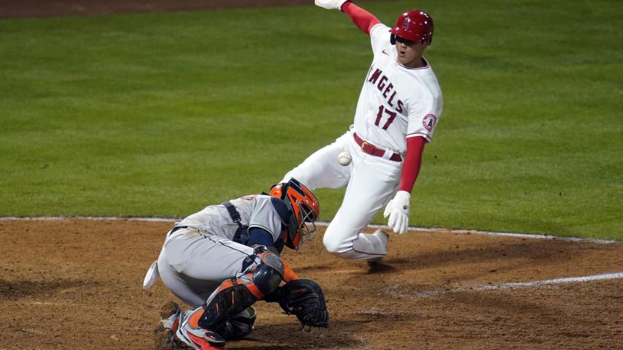 Trout jonronea, Angelinos remontan en 1ra derrota de Astros