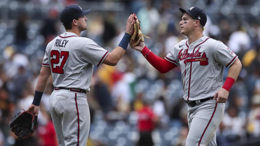 Bravos y Filis se juegan el título de su división Bravos y Filis se juegan el título de su división