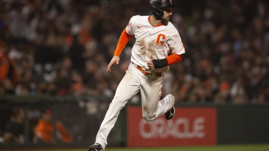 Jonrón de Posey guía a los Gigantes a su 9no triunfo al hilo