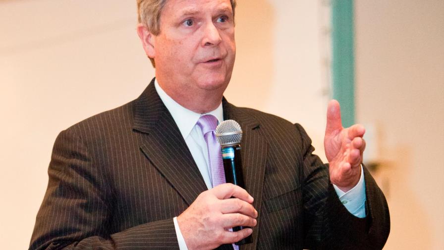 EE. UU. necesita regularizar a trabajadores del campo y les debe respeto