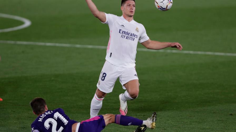 Jovic enfrenta seis meses de prisión por incumplir cuarentena