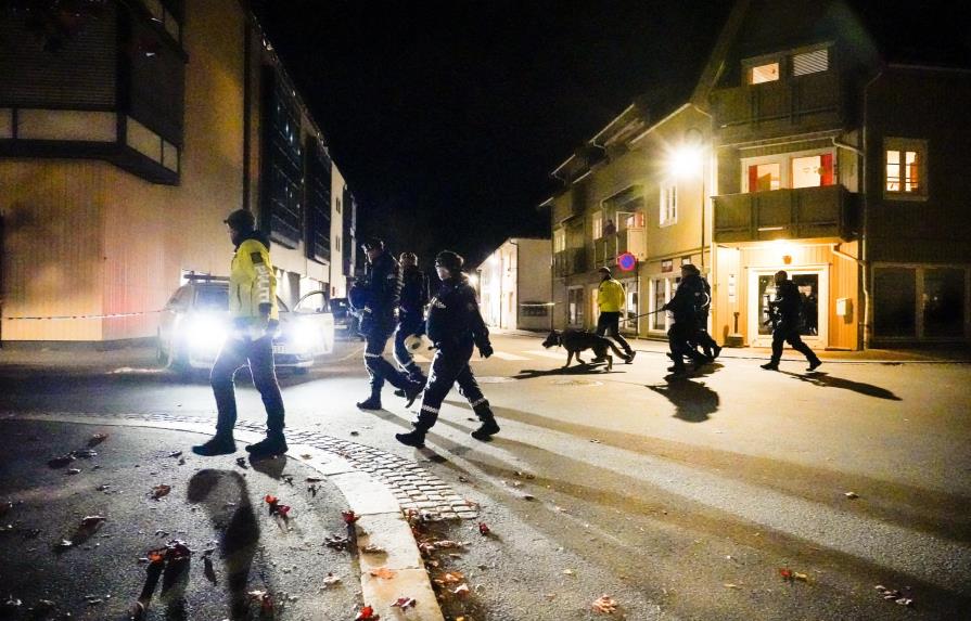 Acusado de ataque con arco en Noruega estaría radicalizado