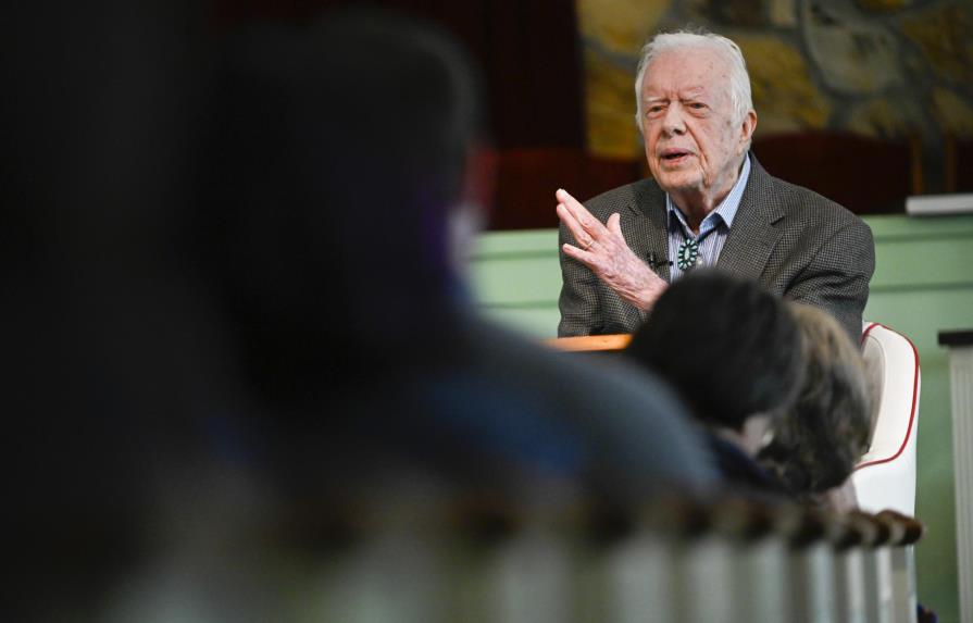 Jimmy Carter es dado de alta de hospital tras infección