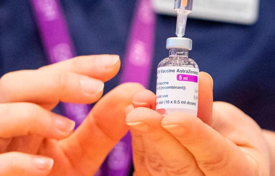 OMS tomará en breve decisión de uso de emergencia de la vacuna de AstraZeneca
