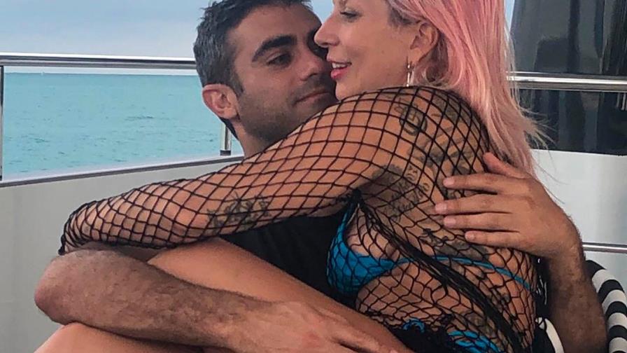 Lady Gaga presenta a su nuevo novio, el empresario Michael Polansky Lady Gaga presenta a su nuevo novio, el empresario Michael Polansky