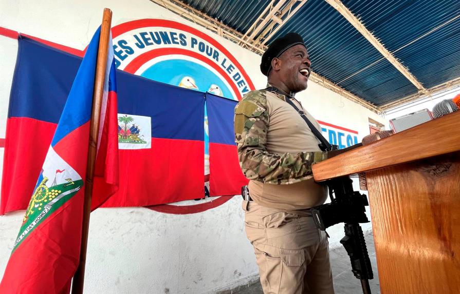 Mayor banda de Haití amenaza con desalojar del poder al primer ministro incluso “a costa de sangre”