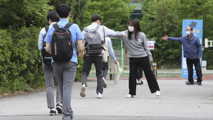 Corea del Sur reabre las escuelas; reporta 32 nuevos casos