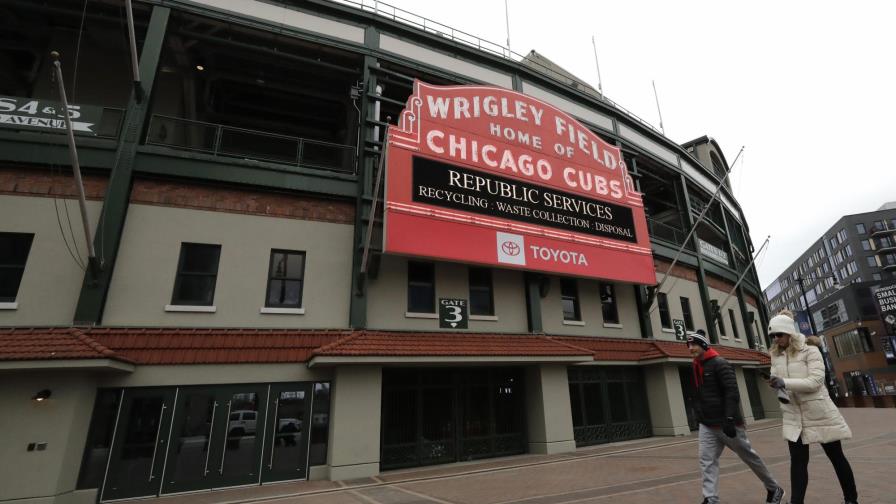 Dos empleados de los Cachorros dieron positivo por COVID-19