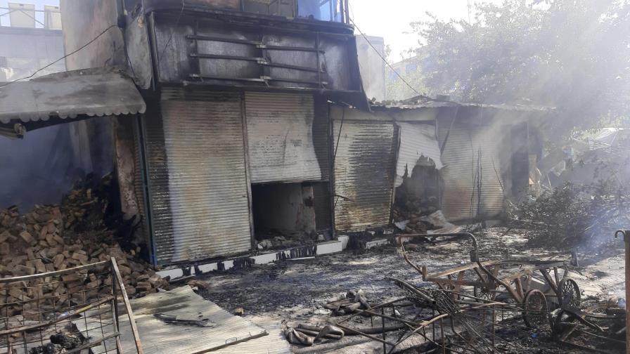 El Talibán toma otras 2 capitales provinciales de Afganistán