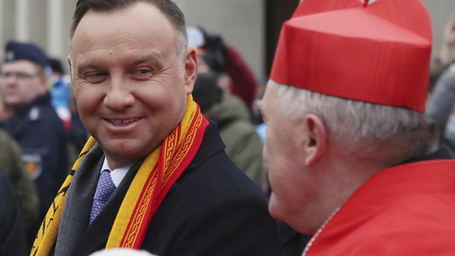 Presidente de Polonia no irá a ceremonia por Auschwitz