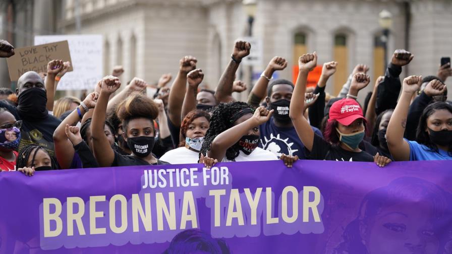 Audios revelan confusión detrás de muerte de Breonna Taylor