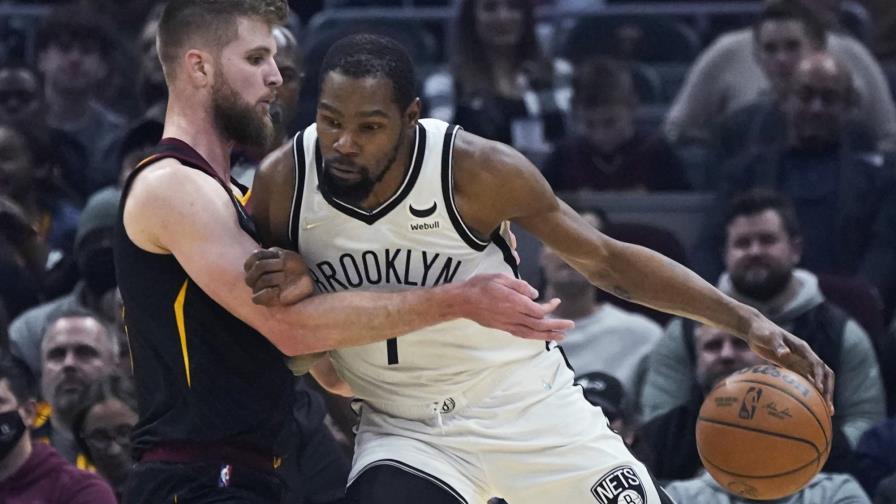 Durant anota 27 puntos y los Nets vencen a Cavaliers Durant anota 27 puntos y los Nets vencen a Cavaliers