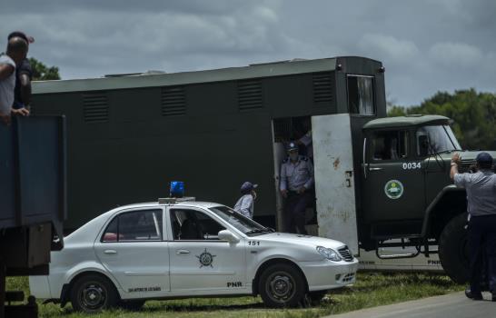 Cubanos se lanzan a la calle en protesta contra el desabasto