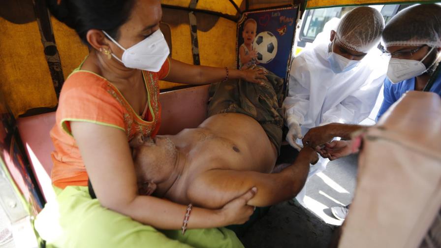 India alcanza nuevo récord de casos diarios de coronavirus
