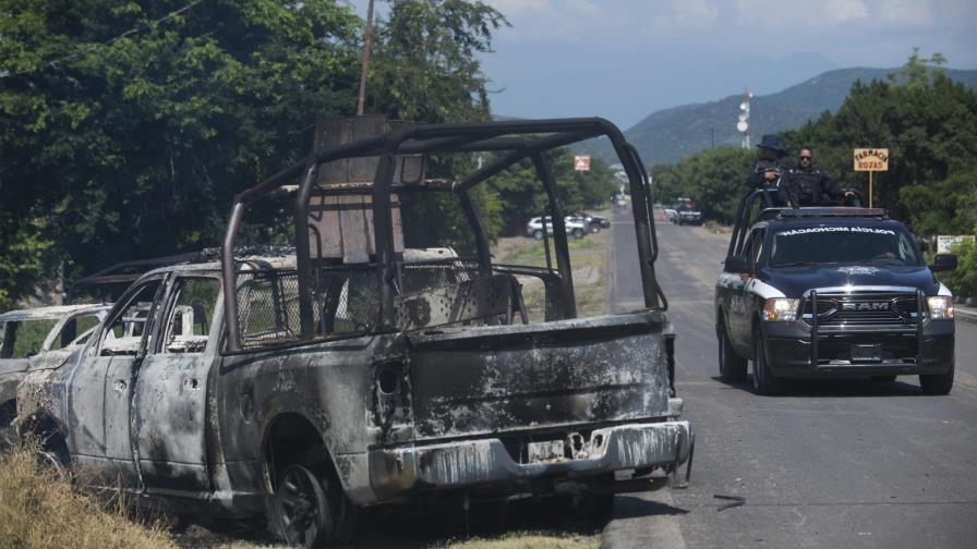 Molestia entre familiares de policías asesinados en México Molestia entre familiares de policías asesinados en México