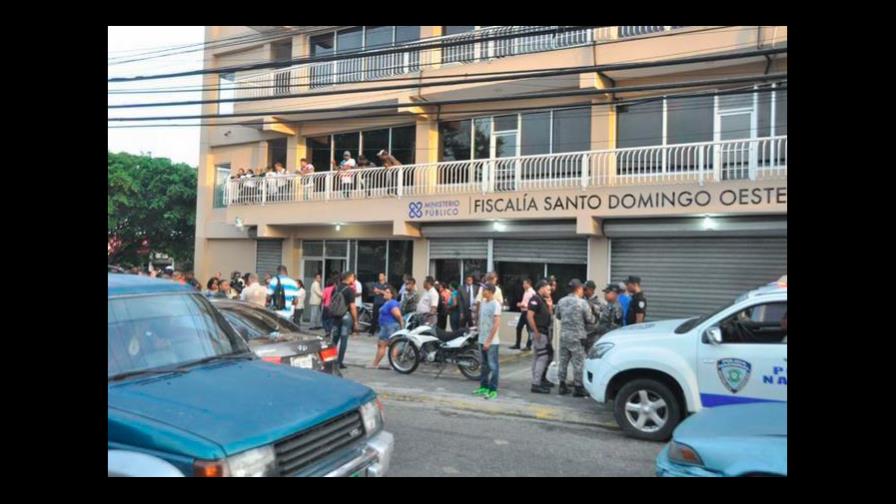 Sentencian a 20 años a una mujer que mató a otra de varias puñaladas 