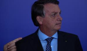 Video | Bolsonaro dice que amedrentan con el COVID-19 y exige a ciudadanos no ser maricas