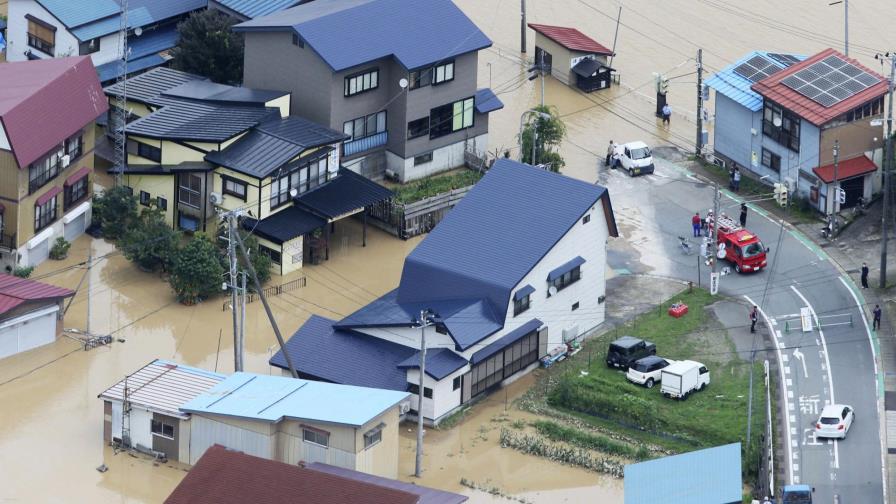 Las lluvias causan inundaciones y deslaves en norte de Japón