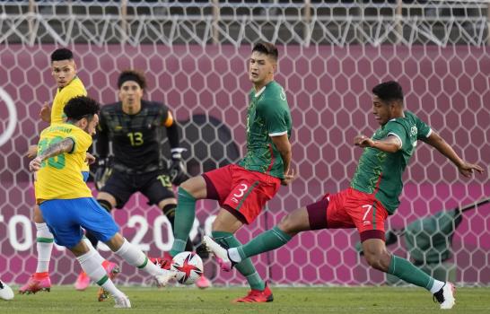 Brasil vence a México en penales y avanza a final de fútbol