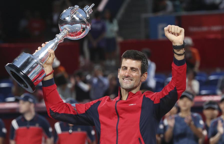 Novak Djokovic vence a Millman para ganar el Abierto de Japón