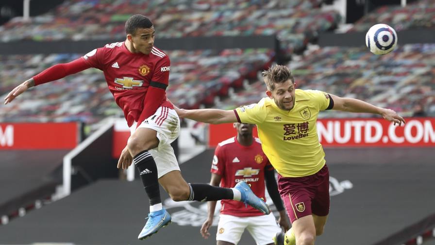 Man United vence a Burnley, se acerca a 8 puntos del City