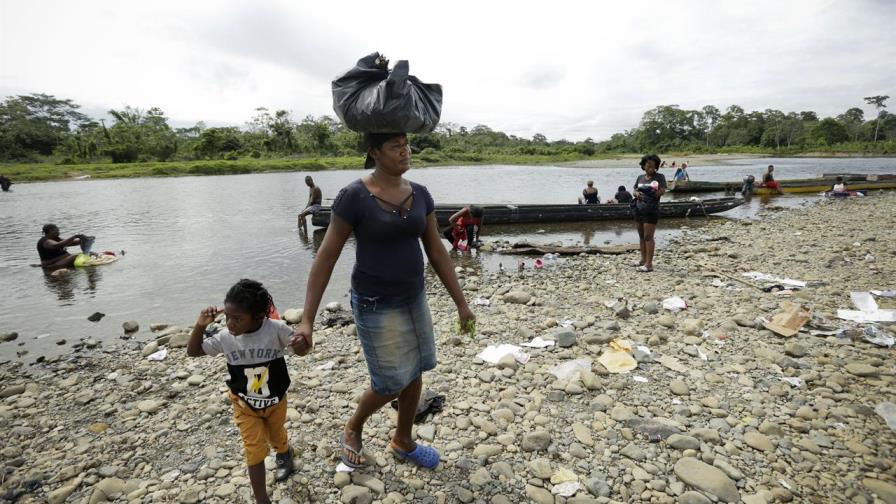 Panamá propone vuelos humanitarios a migrantes haitianos Panamá propone vuelos humanitarios a migrantes haitianos