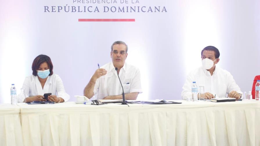 Abinader anuncia reparación masiva de mil viviendas en Monte Plata 