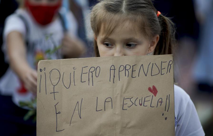 Tribunal ordena reanudar clases presenciales en Buenos Aires