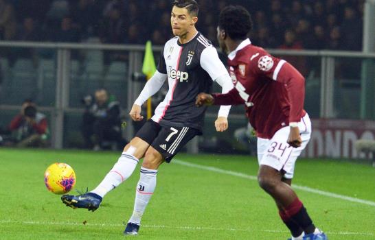 Cánticos discriminatorios marran triunfo de Roma ante Napoli