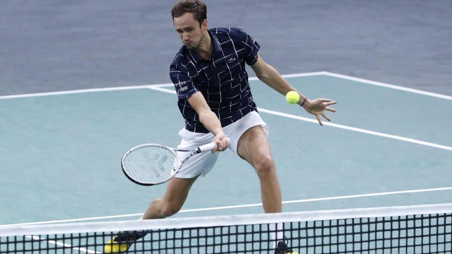 Zverev vence a Nadal, pasa a final en París