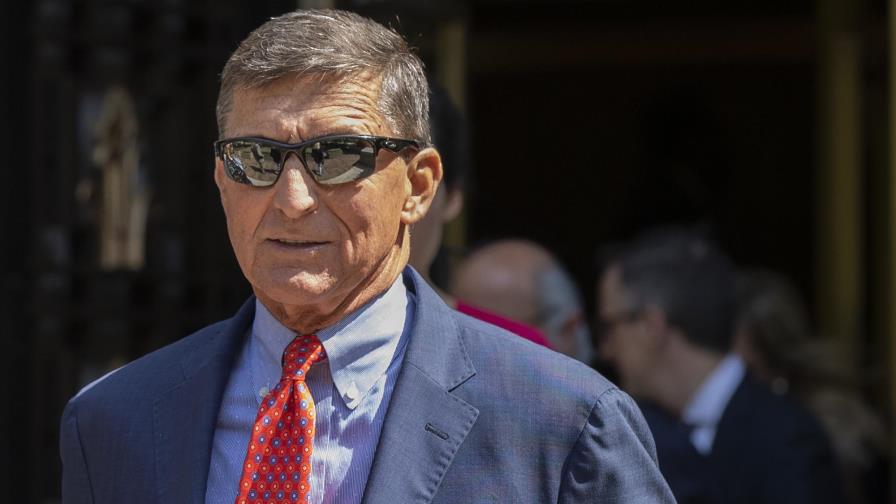 Trump indulta a exasesor de seguridad nacional Michael Flynn Trump indulta a exasesor de seguridad nacional Michael Flynn