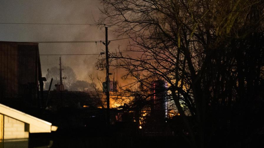 Explosión en Houston causa dos muertos Explosión en Houston causa dos muertos