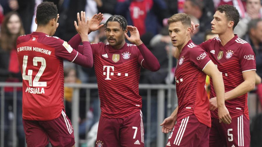 Bayern golea pese a la ausencia de su técnico