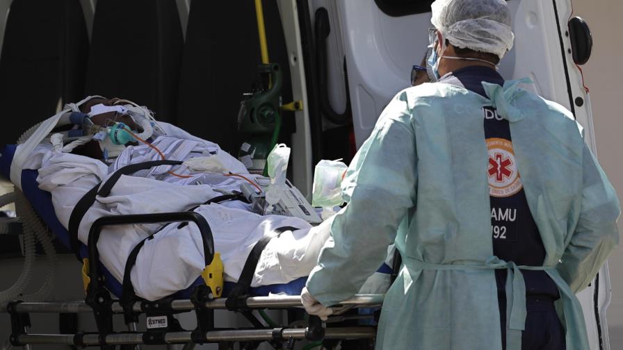 Sao Paulo cierra por pandemia y Buenos Aires abre economía