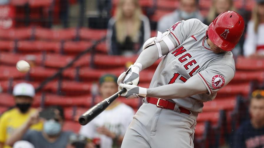 Devers jonroneó, pero Ohtani decidió para la remontada de los Angelinos
