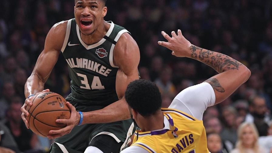 Hackean cuenta de Twitter de Giannis Antetokounmpo