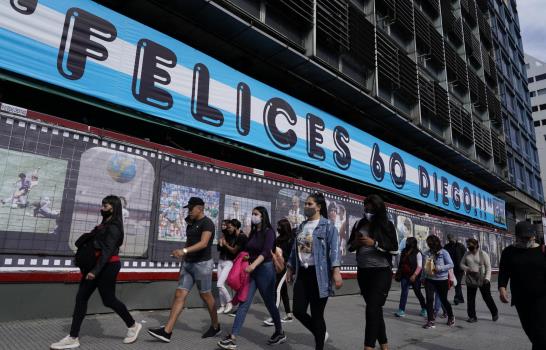 Maradona operado con éxito por edema en la cabeza