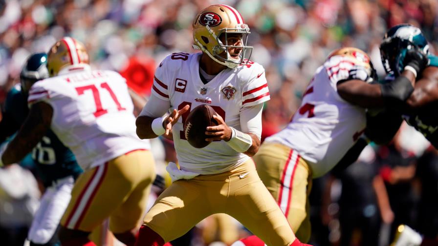 Garoppolo y Bosa lideran triunfo de 49ers ante Eagles
