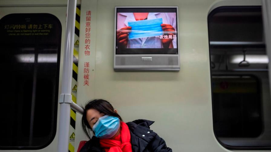 5000 chinos varados en Bali tras suspensión de vuelos entre Indonesia y China 5000 chinos varados en Bali tras suspensión de vuelos entre Indonesia y China