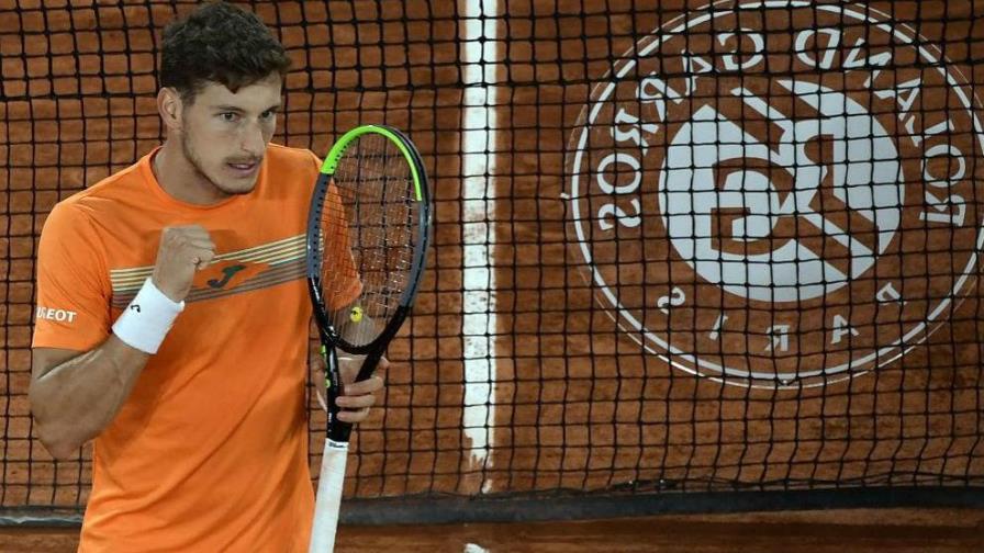 Carreño ante el reto de privar a Novak Djokovic de su décima semifinal en Roland Garros