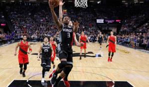 NBA-RESUMEN: 76ers soportan la reacci&oacute;n tard&iacute;a de Clippers, ganan 119-113