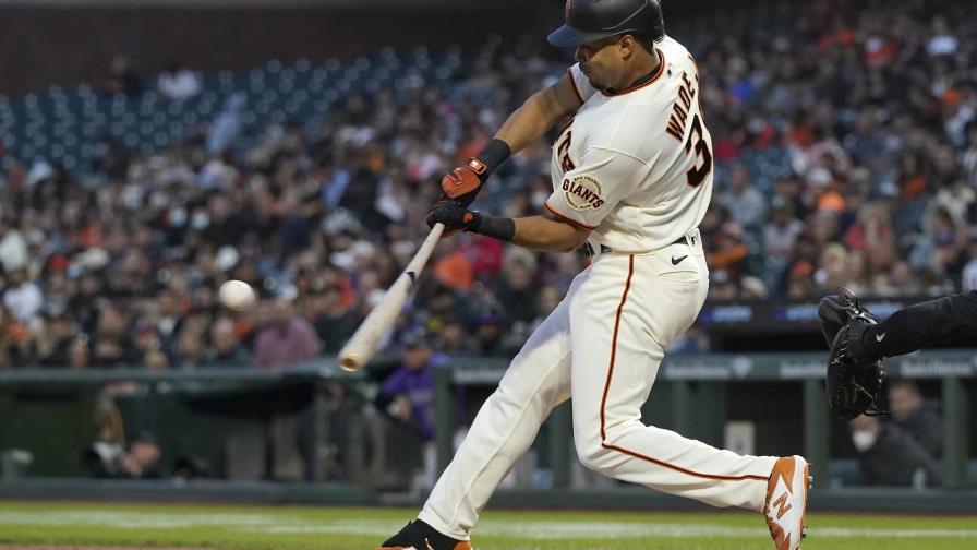 Wade pega jonrón de 3 carreras y Gigantes hilan 5ta victoria