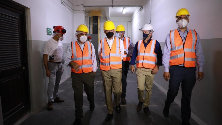 Ministro Bisonó recorre empresas para identificar oportunidades de encadenamientos productivos Ministro Bisonó recorre empresas para identificar oportunidades de encadenamientos productivos