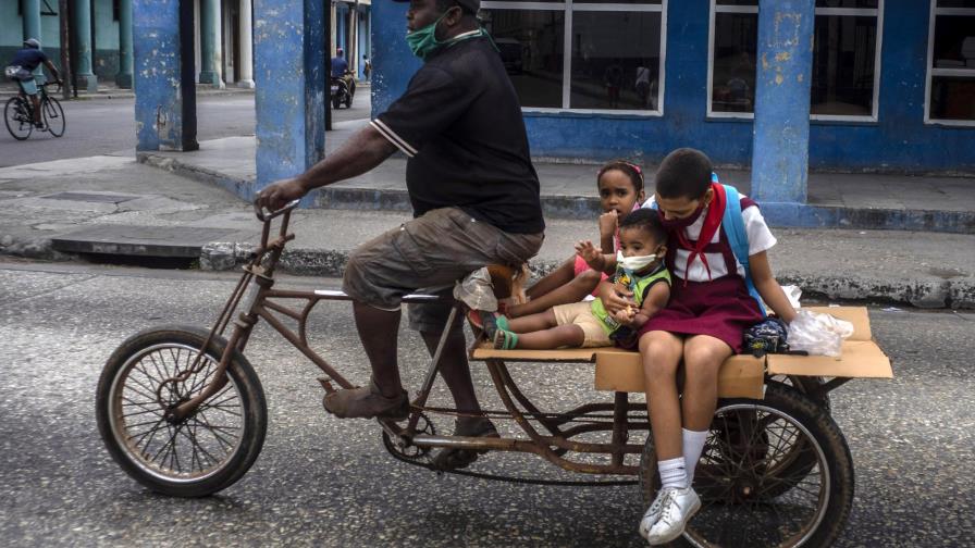 A días de irse, Trump castiga a Cuba con nuevas sanciones