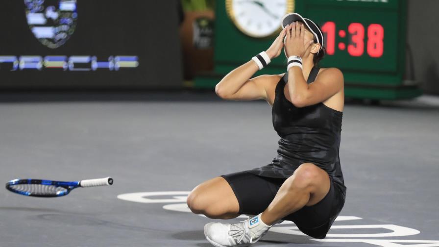Muguruza vence a Kontaveit y conquista Finales de la WTA Muguruza vence a Kontaveit y conquista Finales de la WTA