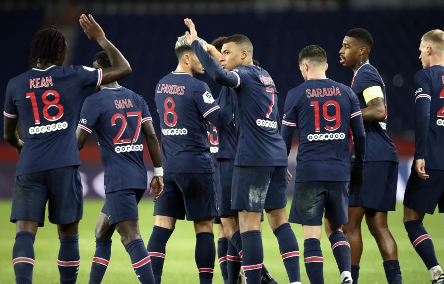 Lille se mantiene en la cima ante asedio de Lyon y PSG