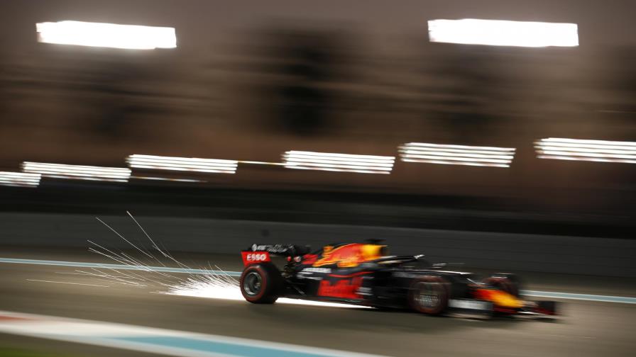 Verstappen supera a Albon en última práctica de GP Abu Dabi
